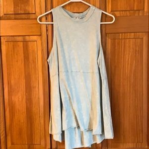 Blue, worn look tank